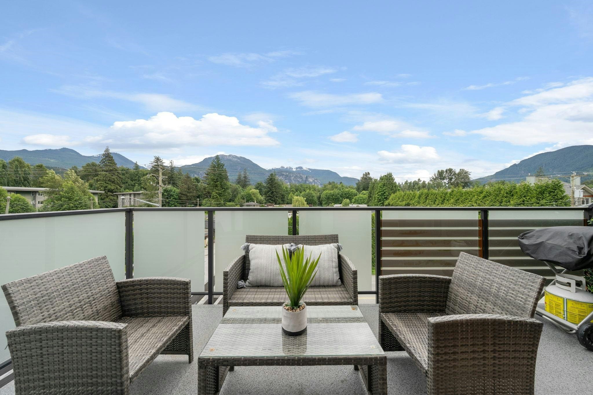 206-39767 Government Road, Squamish, BC, V8B 0Z1 - 8