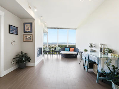 1902-2180 Gladwin Road - 3