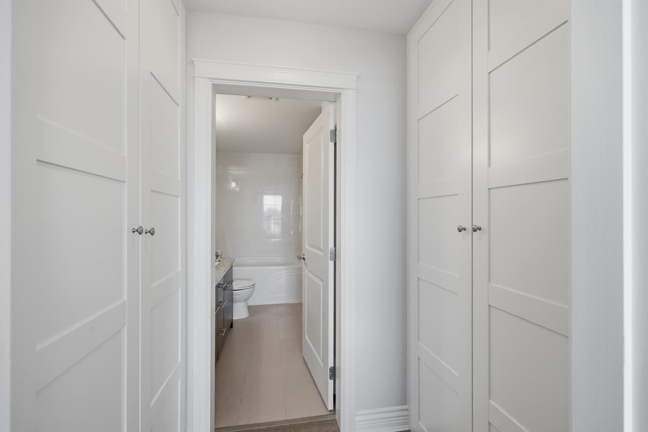 319-2970 King George Boulevard, Surrey, BC, V4P 0E6 - 17