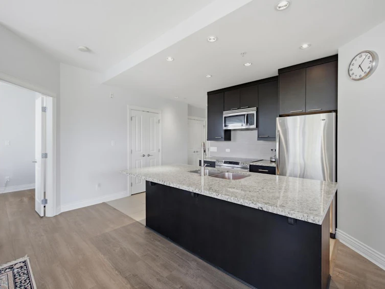 319-2970 King George Boulevard, Surrey, BC, V4P 0E6 - 14