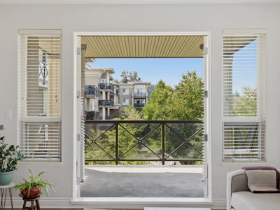 319-2970 King George Boulevard - 4