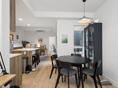 204-3596 Malsum Drive - 5