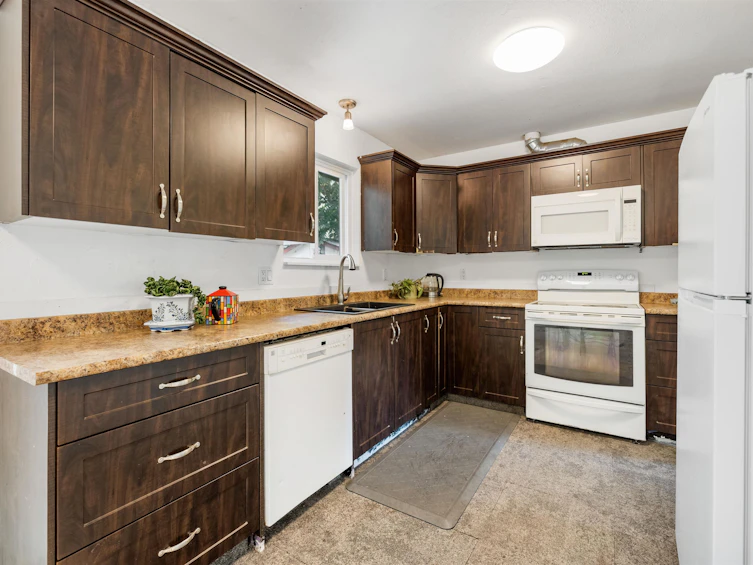 35117 Skeena Avenue, Abbotsford, BC, V2S 7H5 - 5