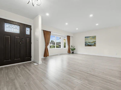 4936 Barker Crescent - 2