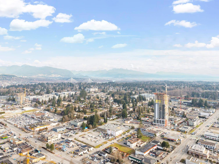 5004-13495 Central Avenue, Surrey, BC, V3T 0K2 - 8