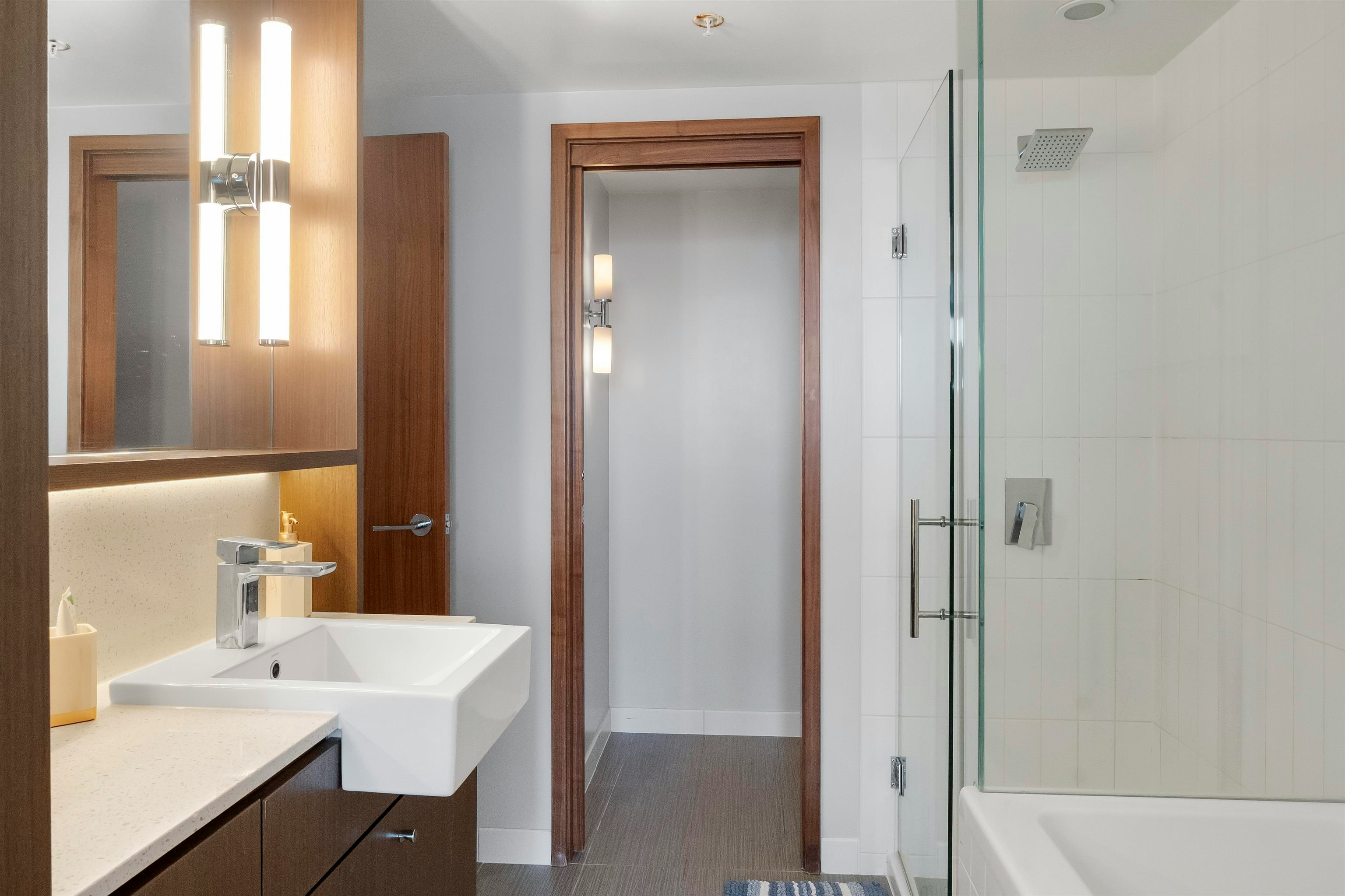 5004-13495 Central Avenue, Surrey, BC, V3T 0K2 - 10