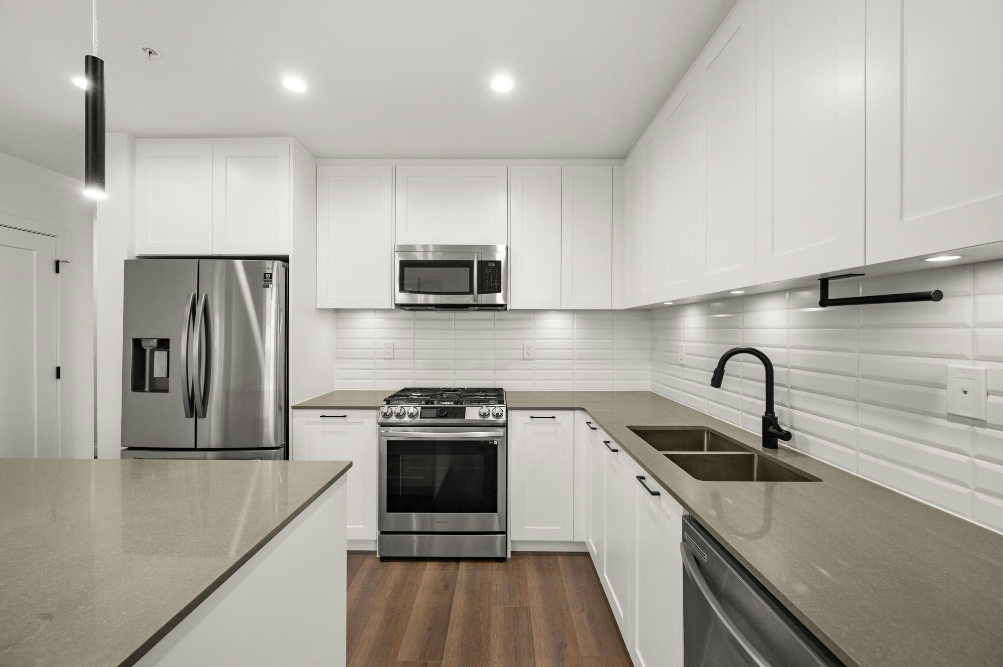 403-20052 83a Avenue - 2