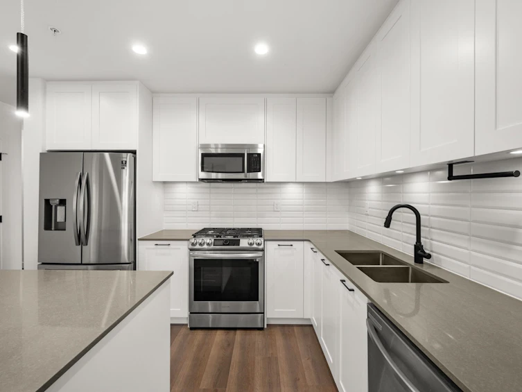 403-20052 83a Avenue, Langley, BC, V2Y 3P4 - 2