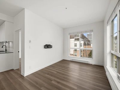 403-20052 83a Avenue - 4