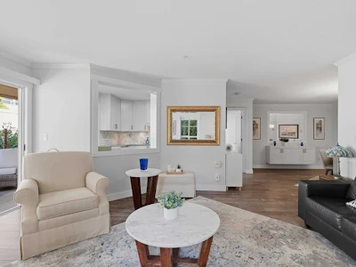 114-15155 22 Avenue - 2