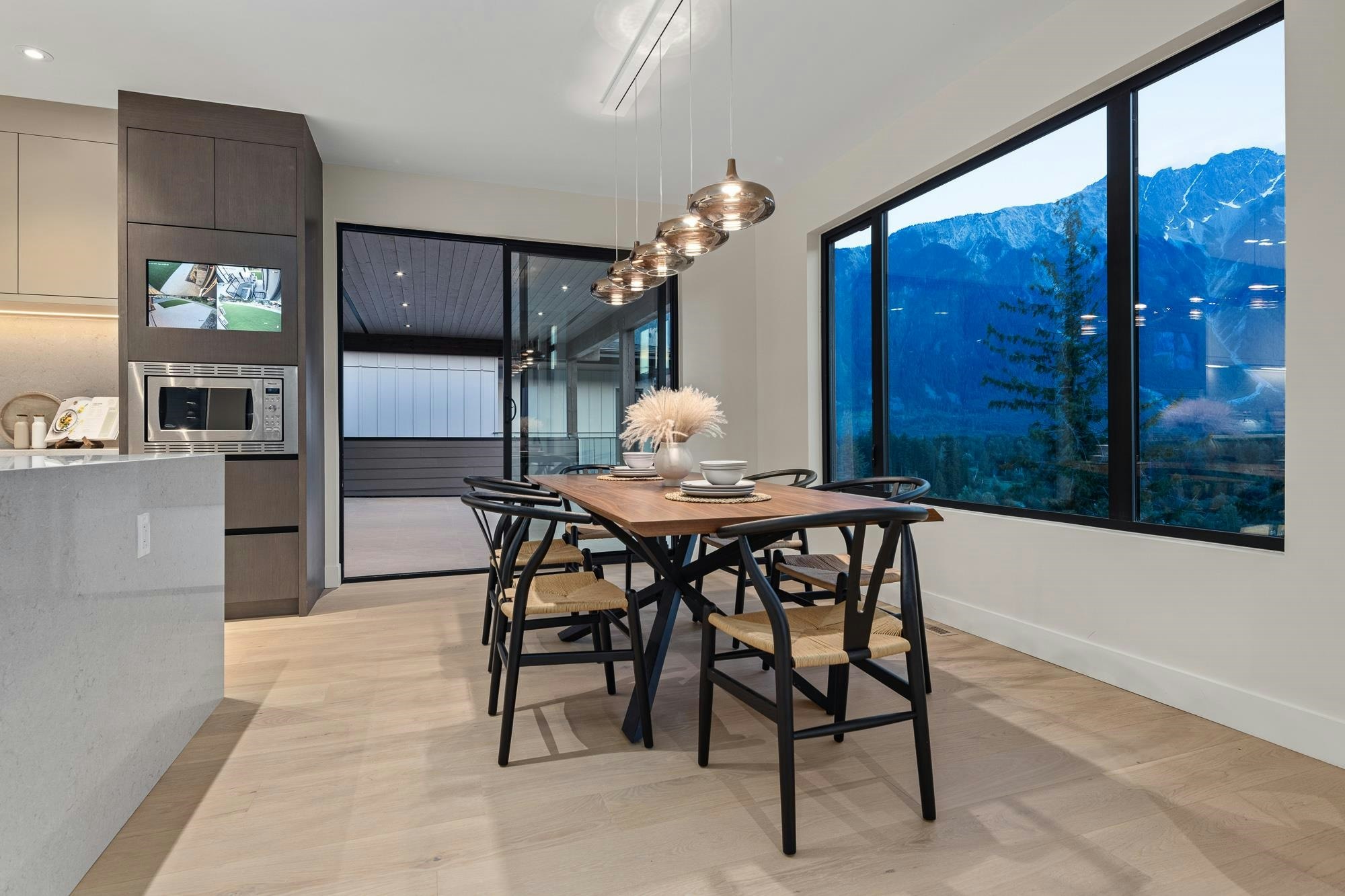 7681 Cerulean Drive, Pemberton, BC, V0N 2L3 - 8