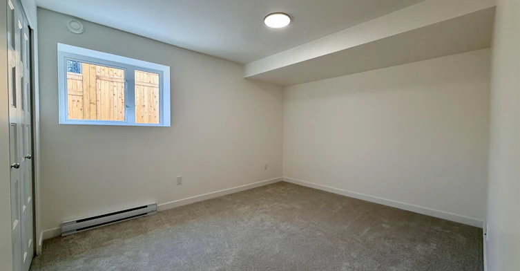 Garden-Level, 178 Street, Surrey, BC, V4N 5H1 - 2