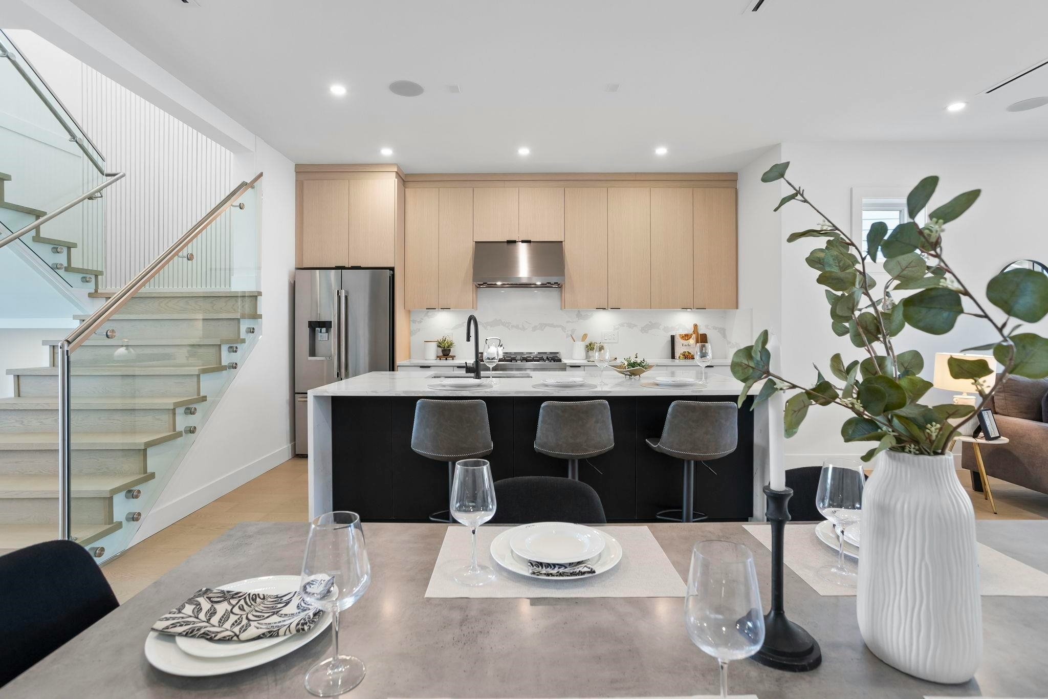340 E Keith Road, North Vancouver, BC, V7L 1V7 - 19