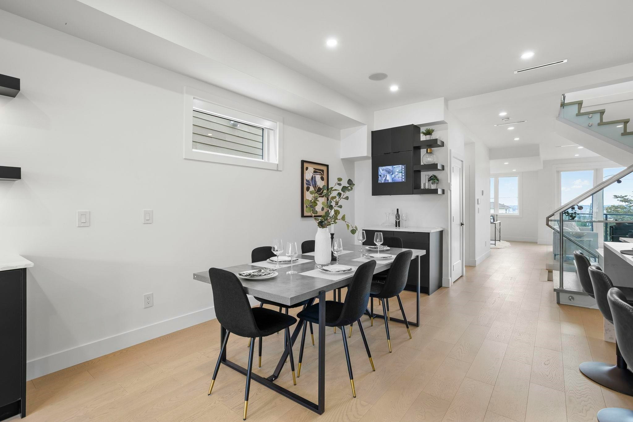 340 E Keith Road, North Vancouver, BC, V7L 1V7 - 14