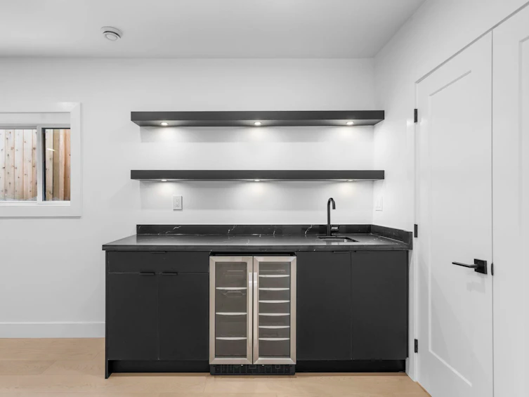 340 E Keith Road, North Vancouver, BC, V7L 1V7 - 29