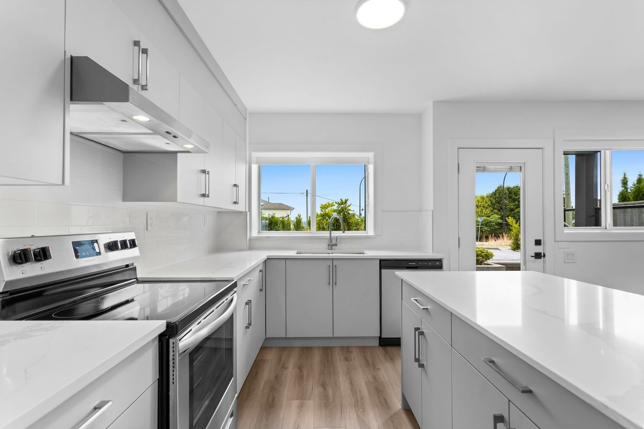 340 E Keith Road, North Vancouver, BC, V7L 1V7 - 33
