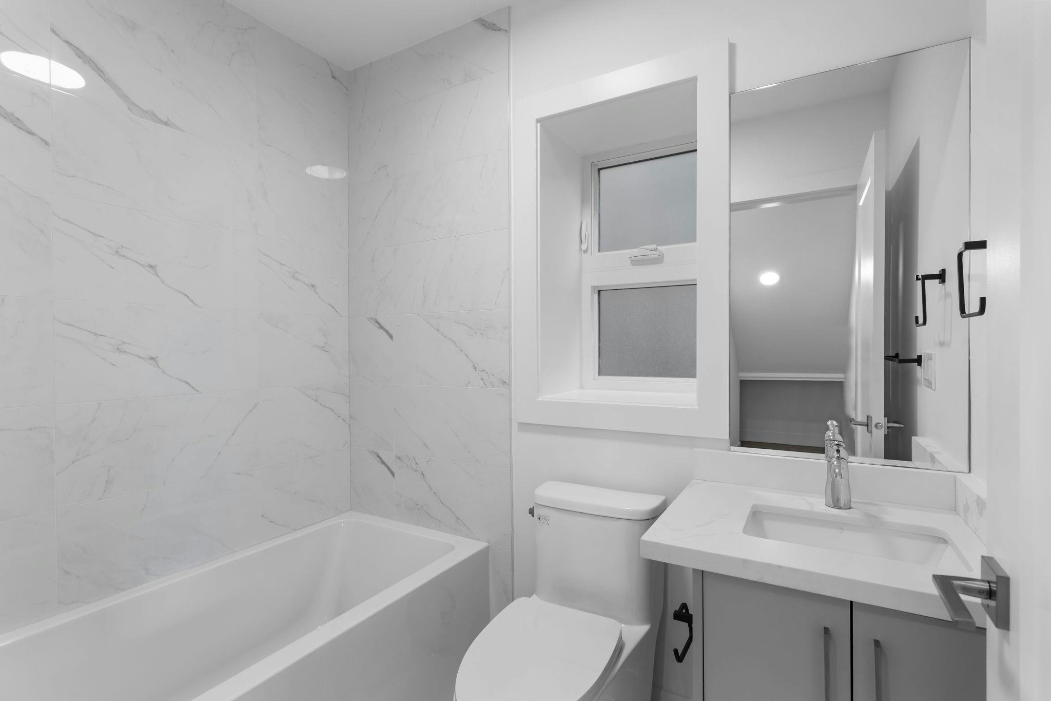 340 E Keith Road, North Vancouver, BC, V7L 1V7 - 34