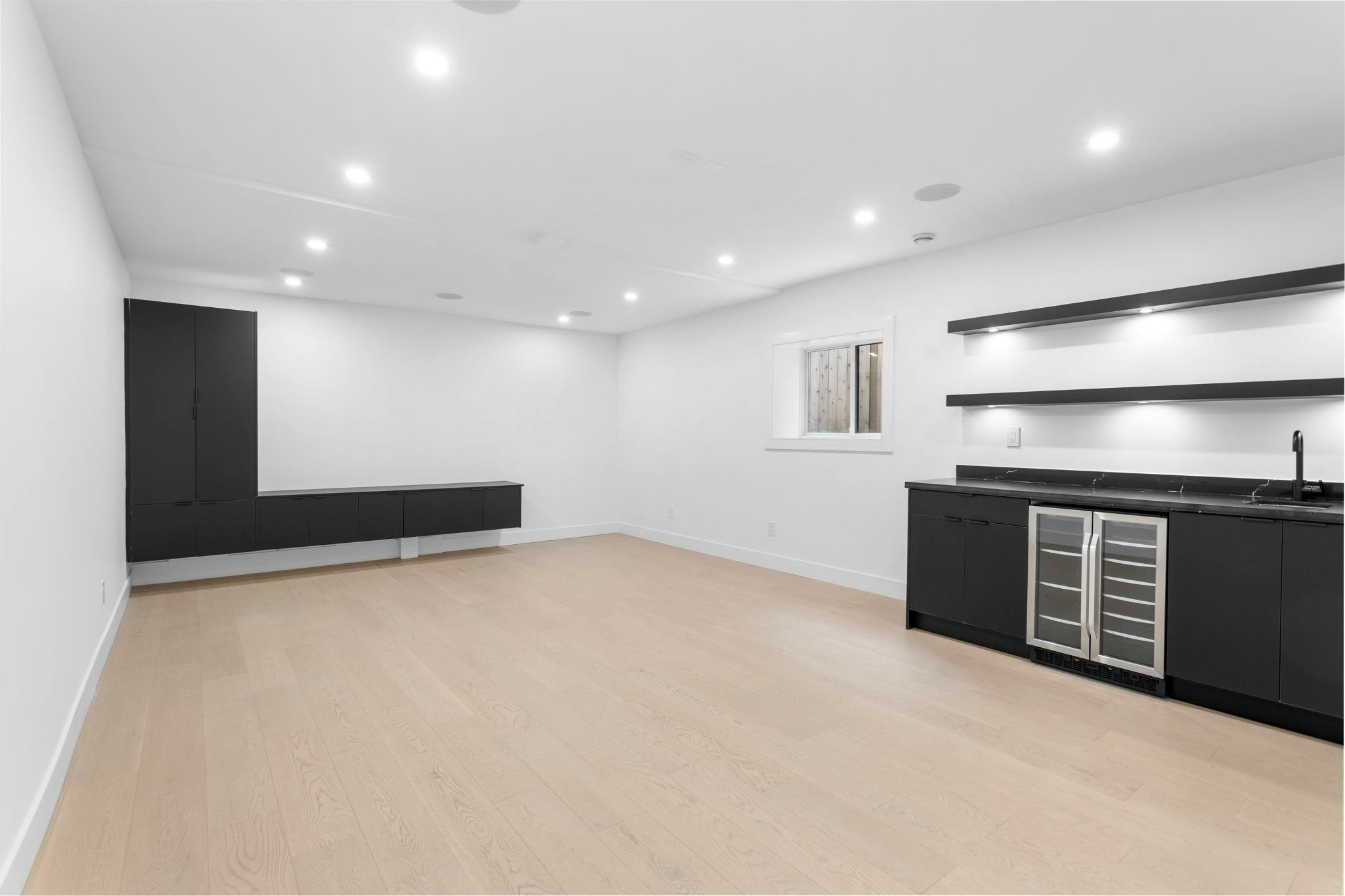 340 E Keith Road, North Vancouver, BC, V7L 1V7 - 30