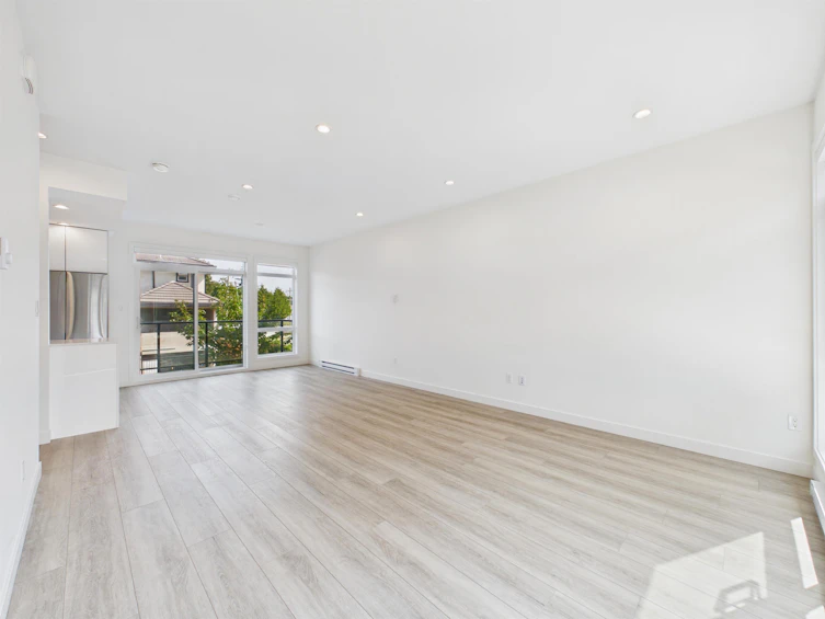 96-4337 Boundary Road, New Westminster, BC, V6V 1S8 - 4