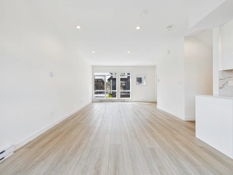96-4337 Boundary Road, New Westminster, BC, V6V 1S8 - 2