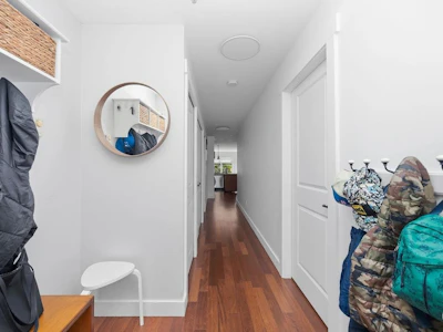 201-414 Gower Point Road - 4