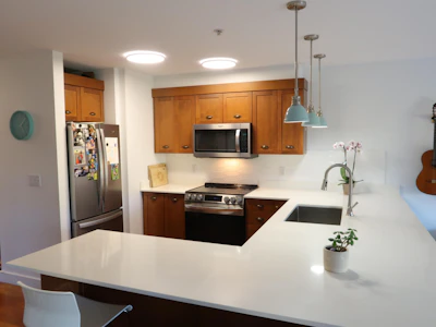 201-414 Gower Point Road - 4