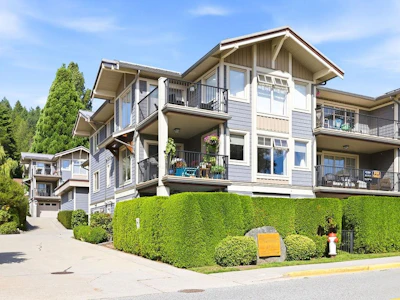 201-414 Gower Point Road - 2