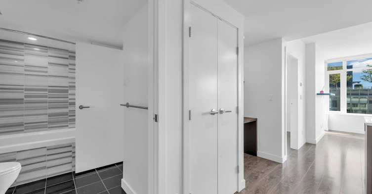 1801-110 Switchmen Street, Vancouver, BC, V6A 0C6 - 24