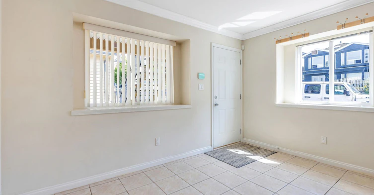BSMT-2291 East 12th Avenue, Vancouver, BC, V5N 2B2 - 5
