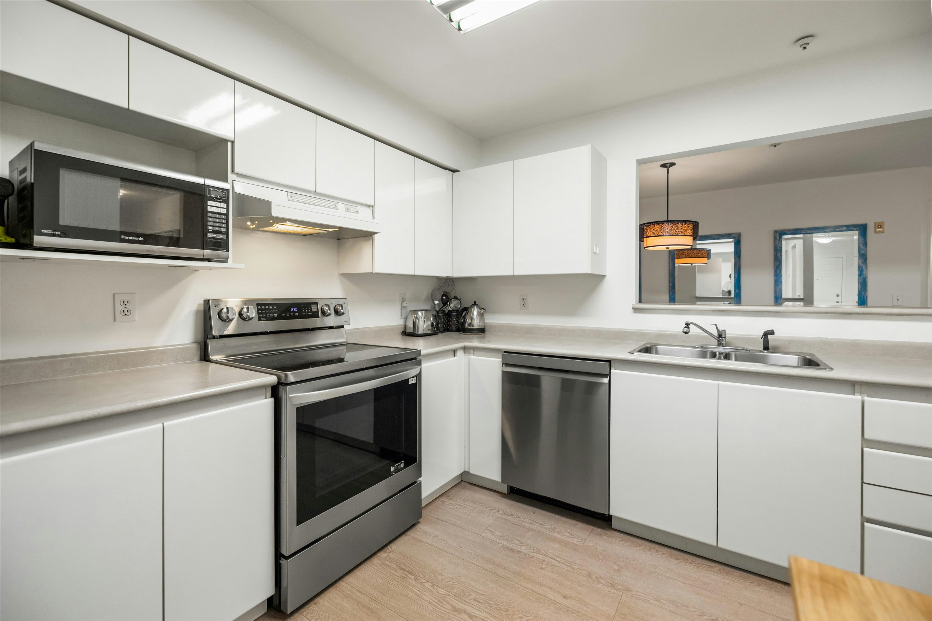 110-1200 Eastwood Street, Coquitlam, BC, V3B 7R9 - 9