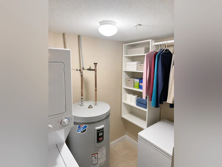204-15621 Marine Drive, Surrey, BC, V4B 1E1 - 4