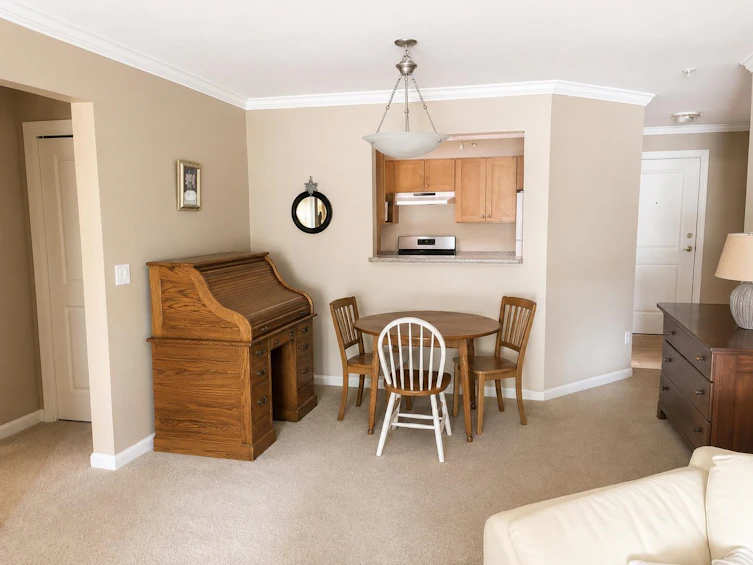 204-15621 Marine Drive, Surrey, BC, V4B 1E1 - 7