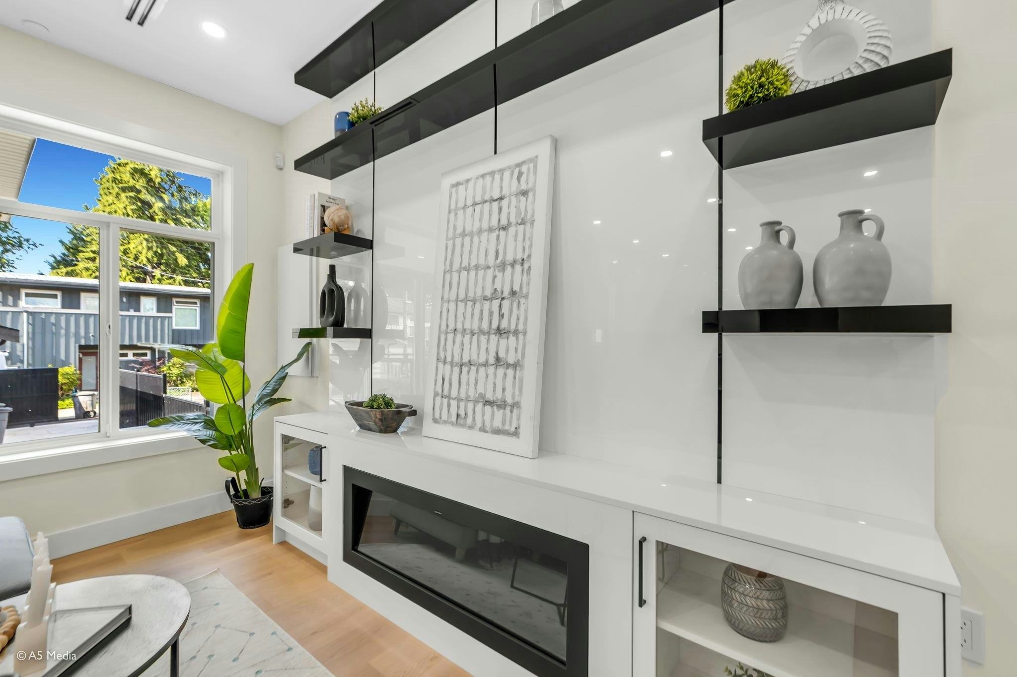 1-281 E 48th Avenue, Vancouver, BC, V5W 2C9 - 8
