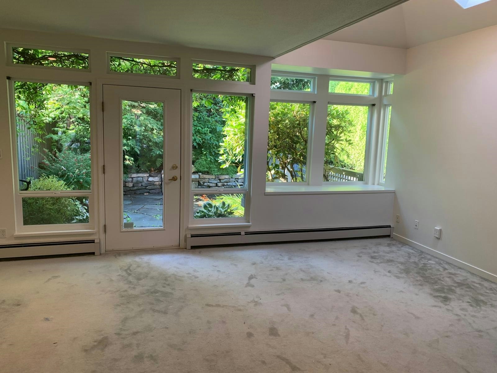 1937 W 13th Avenue, Vancouver, BC, V6J 2H5