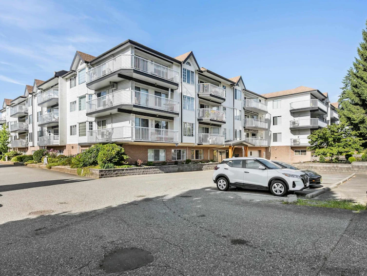 208-33535 King Road, Abbotsford, BC, V2S 6Z5