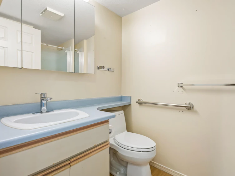 208-33535 King Road, Abbotsford, BC, V2S 6Z5 - 34