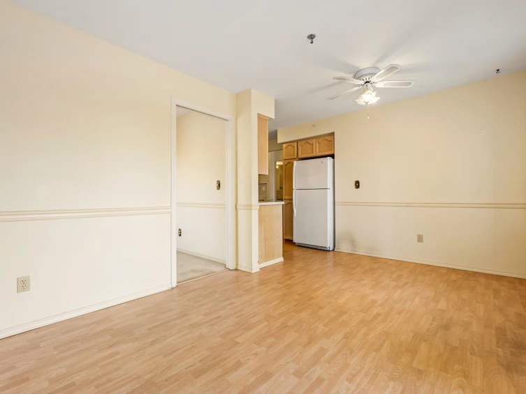 208-33535 King Road, Abbotsford, BC, V2S 6Z5 - 24