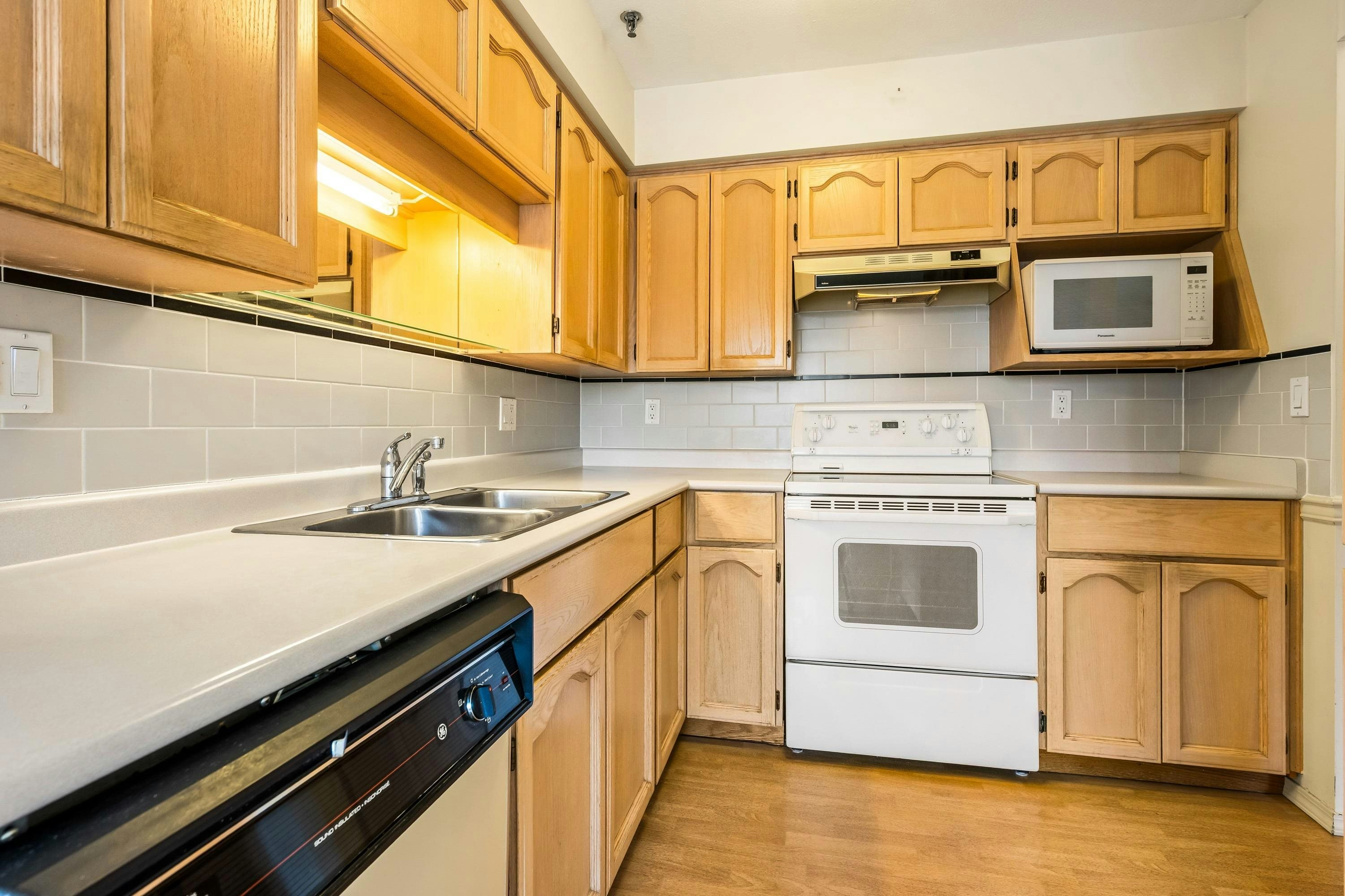 208-33535 King Road, Abbotsford, BC, V2S 6Z5 - 29