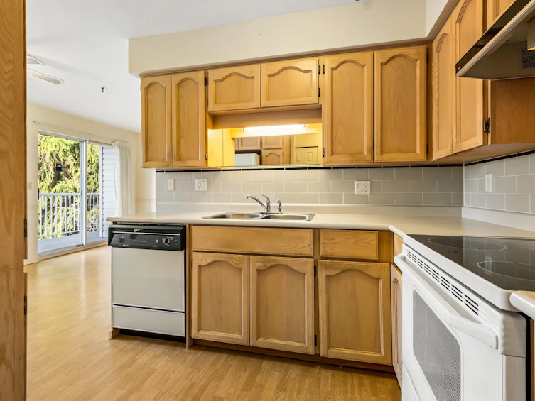 208-33535 King Road, Abbotsford, BC, V2S 6Z5 - 31