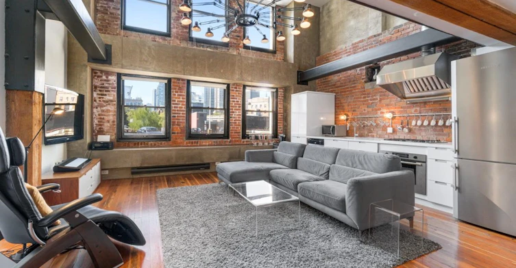 503-528 Beatty Street, Vancouver, BC, V6B 2L3