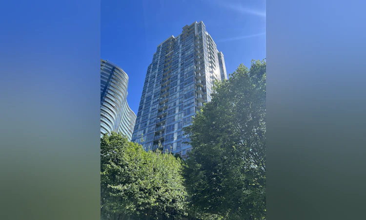 1707-939 Expo Boulevard