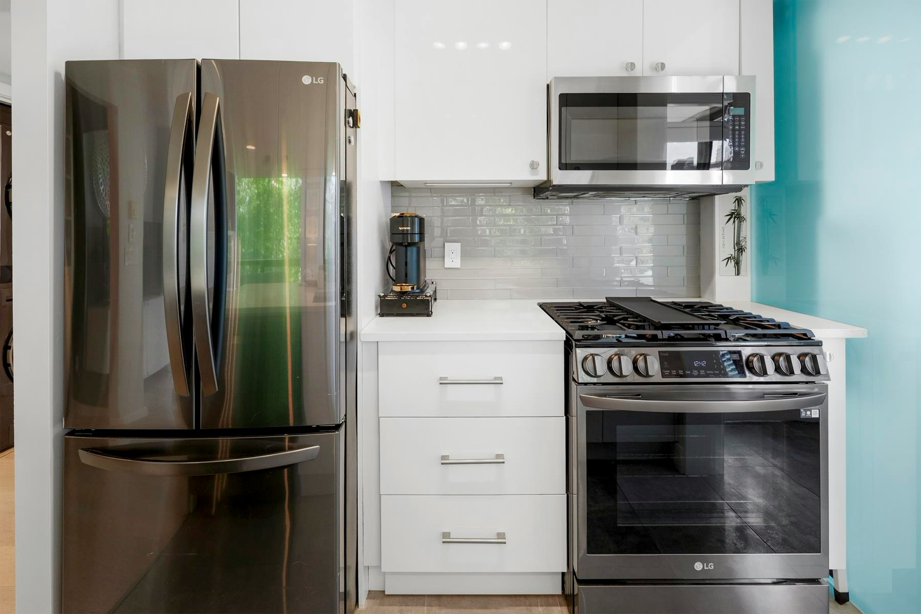 304-1003 Burnaby Street, Vancouver, BC, V6E 4R7 - 9