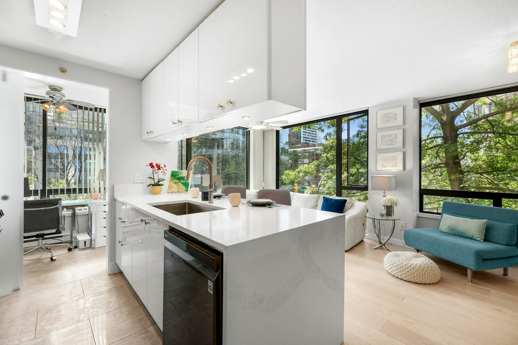 304-1003 Burnaby Street, Vancouver, BC, V6E 4R7 - 11