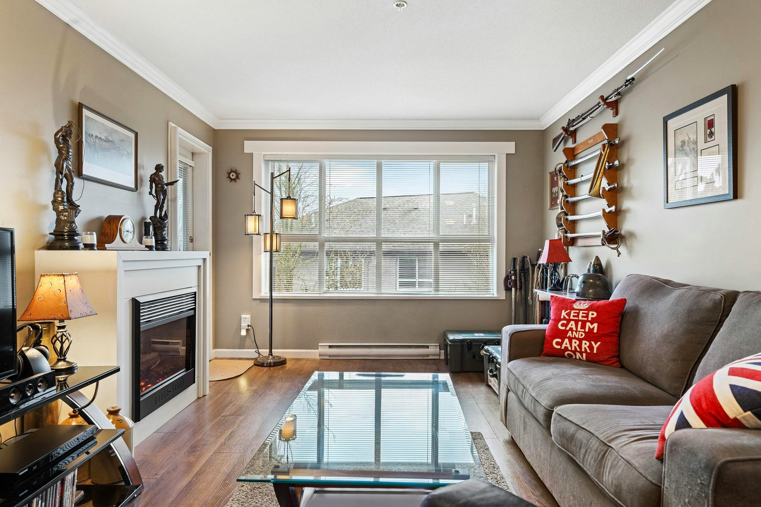 309-6815 188 Street - 5