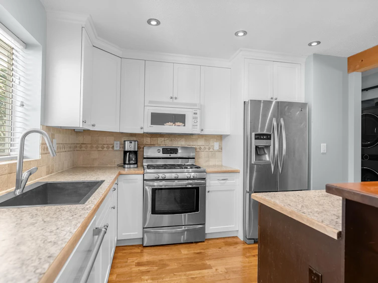 9242 209a Crescent, Langley, BC, V1M 1T5 - 8