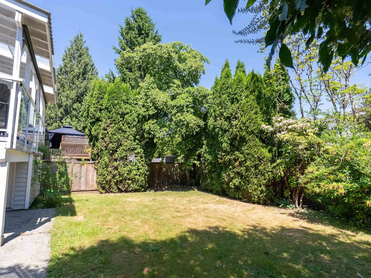 9242 209a Crescent, Langley, BC, V1M 1T5 - 34