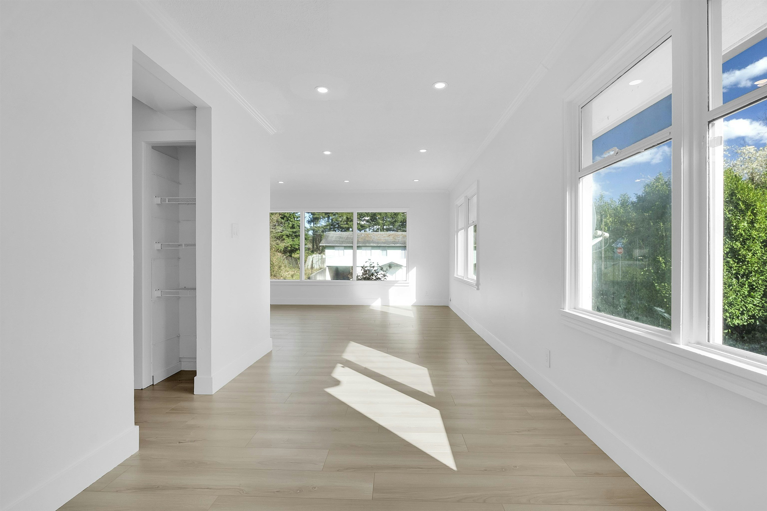 7489 Maple Street, Mission, BC, V2V 3N8 - 17