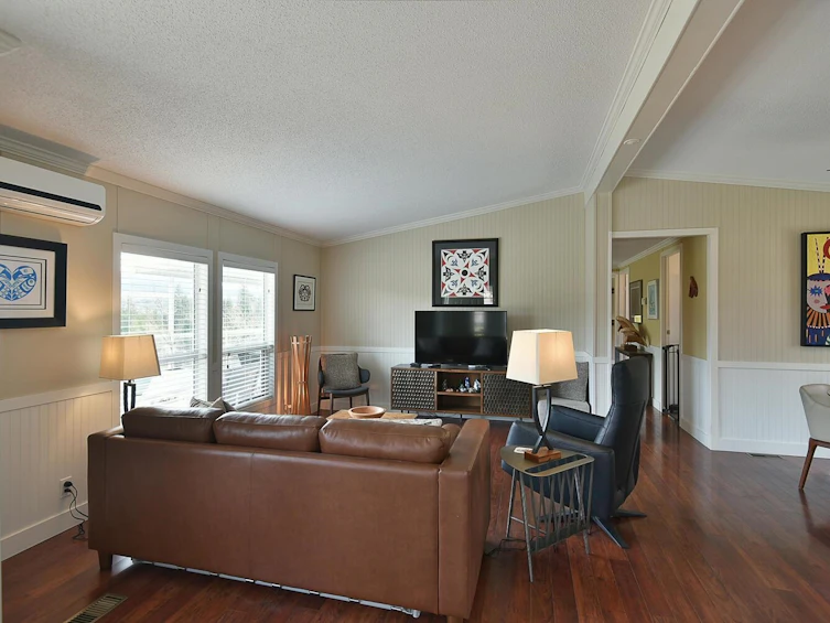 5987 Harbour Way, Sechelt, BC, V7Z 0L6 - 5