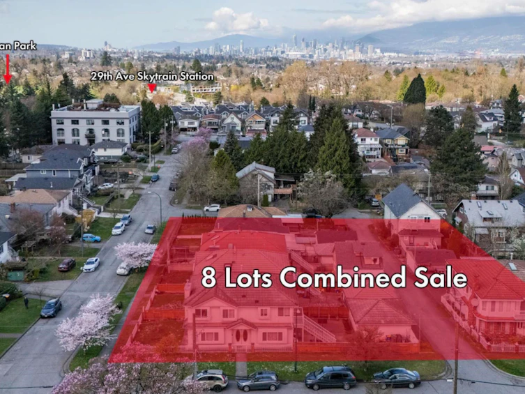 3065 Kings Avenue, Vancouver, BC, V5R 4T3 - 2