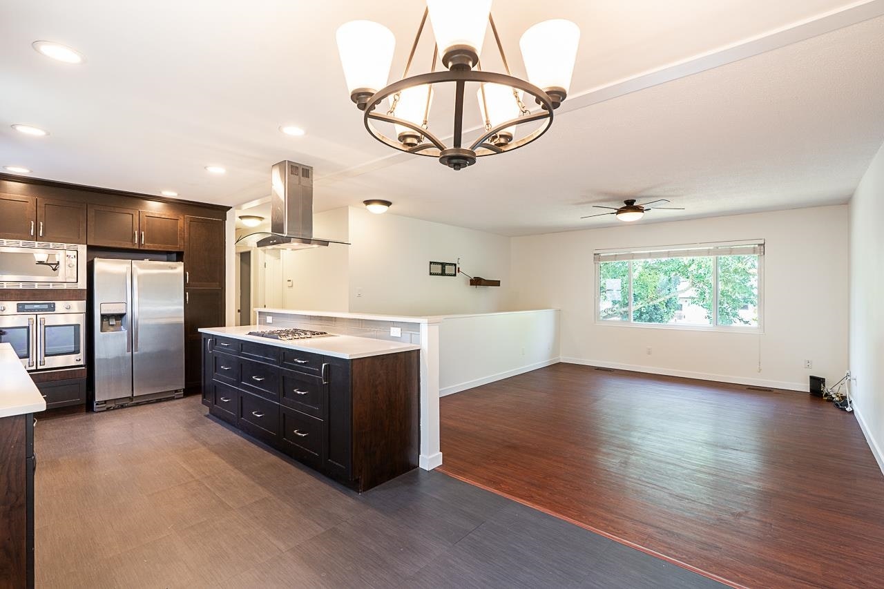 6304 Sundance Drive, Surrey, BC, V3S 8A9 - 9